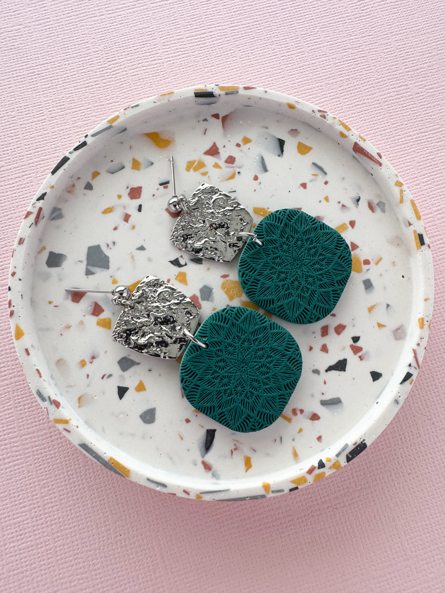 Maisie Dangle Earrings - Forest Green Silver